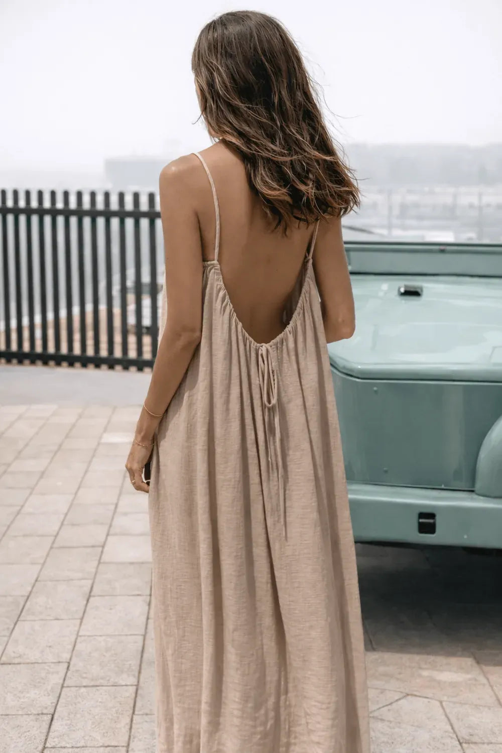 Backless Maxi Dress - Venalondon